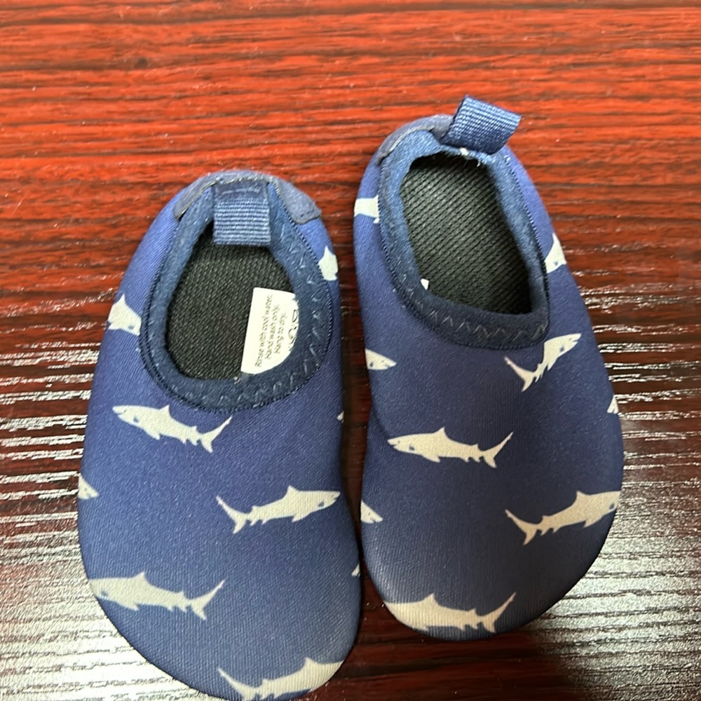 Baby swimming shoes 12m